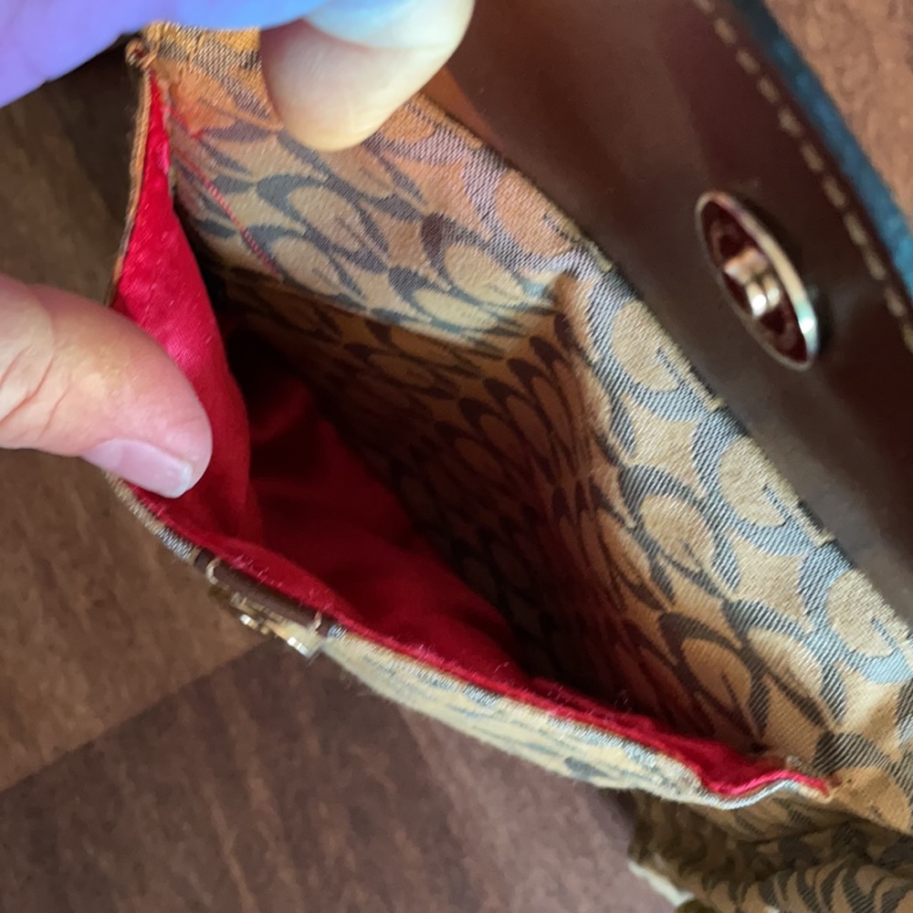 Guess Fanny pack - Picture 7 of 7